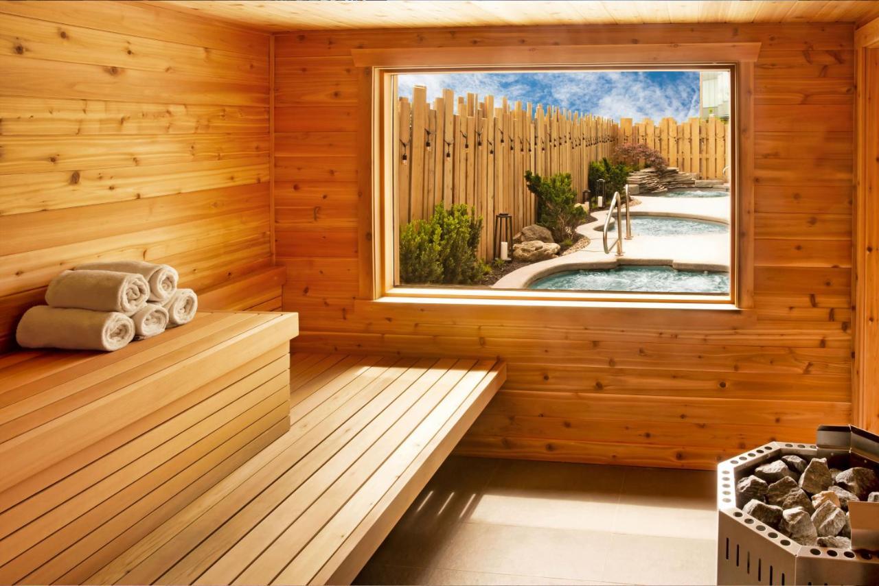 MARRIOTT NIAGARA FALLS FALLSVIEW HOTEL & SPA | ⋆⋆⋆⋆ | CANADA | SEASON